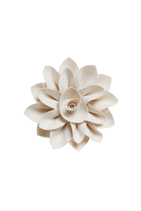 FLOWER BROOCH