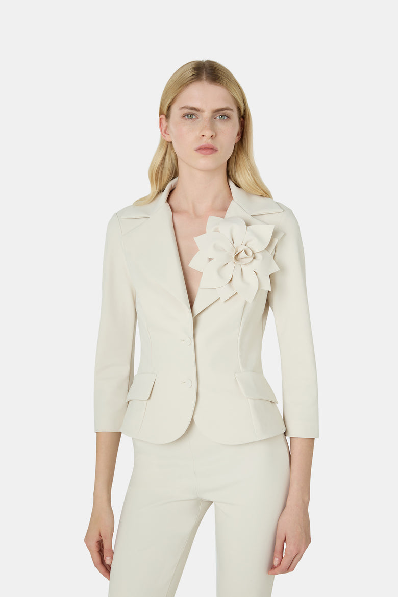 Big Flower Brooch   1